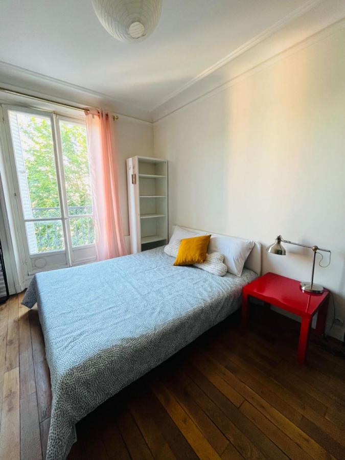 Beautiful Apartment With Balcony Paris Exteriör bild