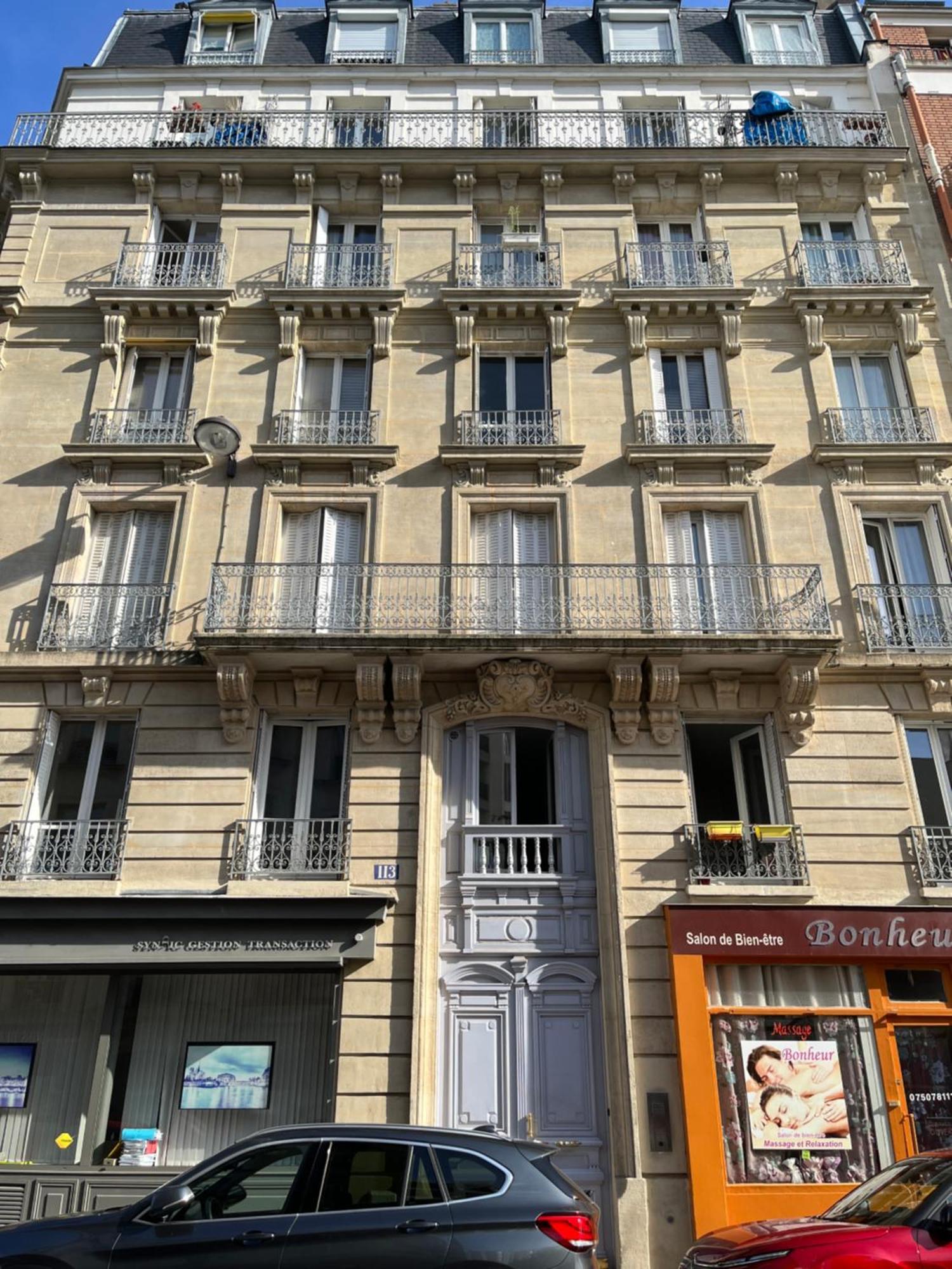 Beautiful Apartment With Balcony Paris Exteriör bild